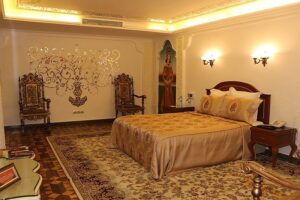 ghasr-talaee-international (13)